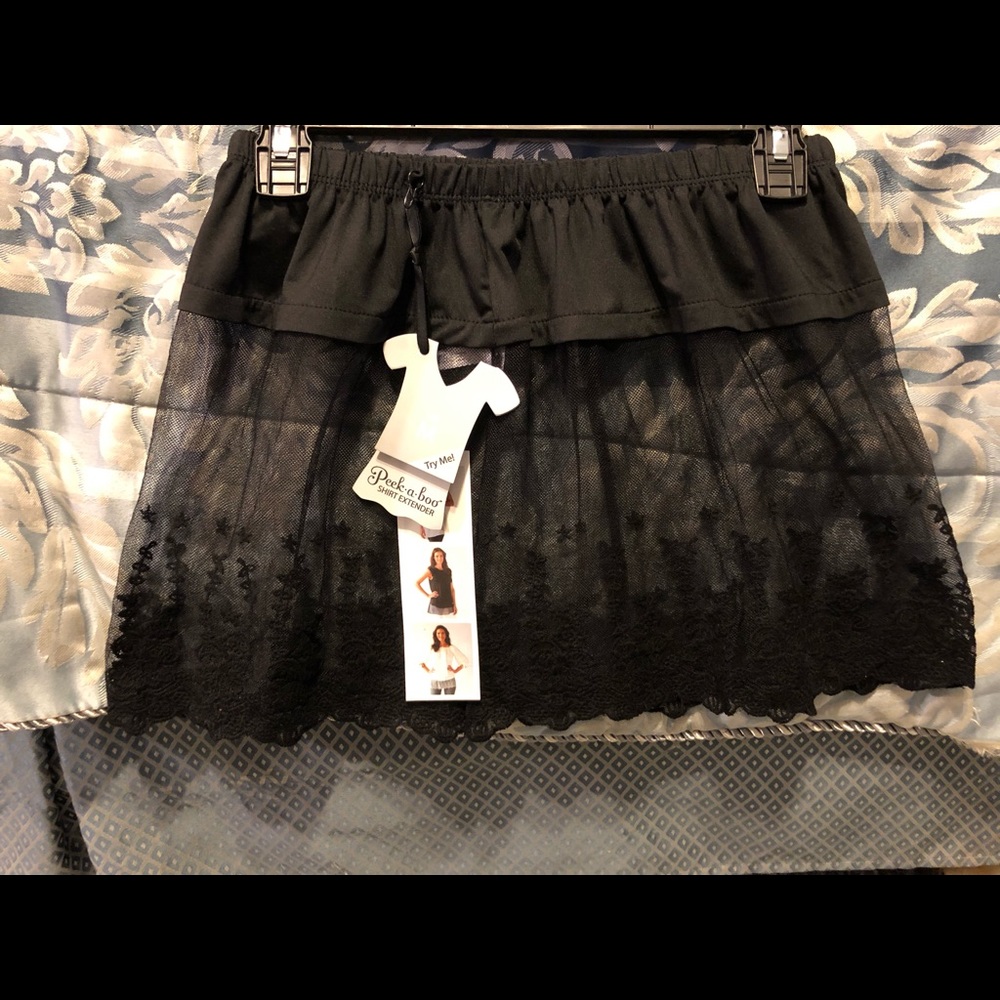 🖤Demdaco Black Peek•A•Boo Shirt Extender (NWT)🖤